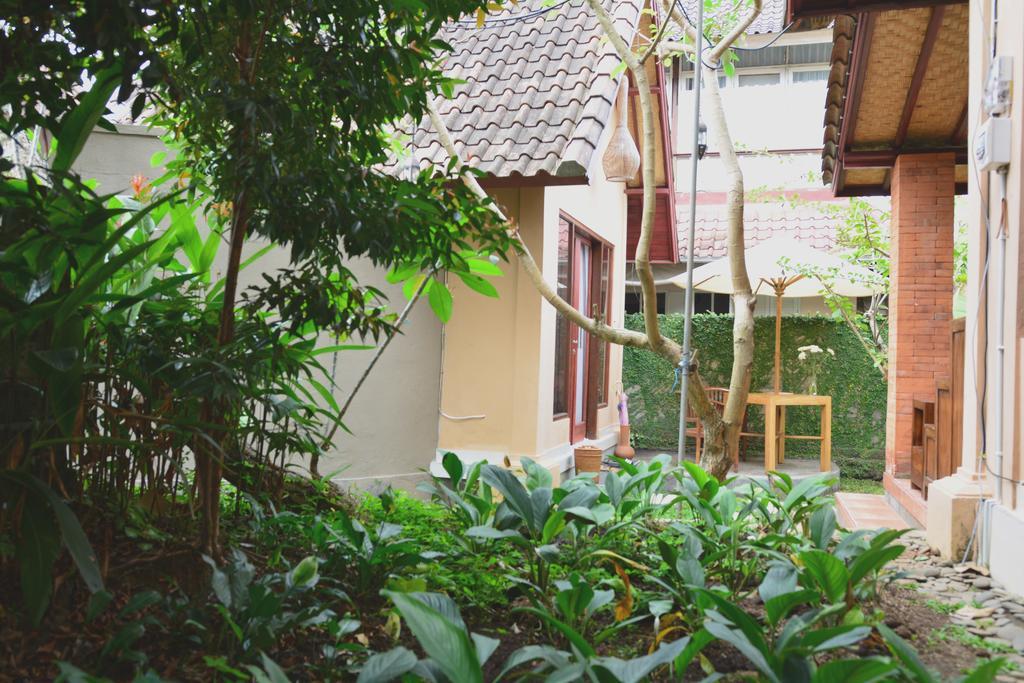 Griya Sriwedari Hotel Ubud Buitenkant foto