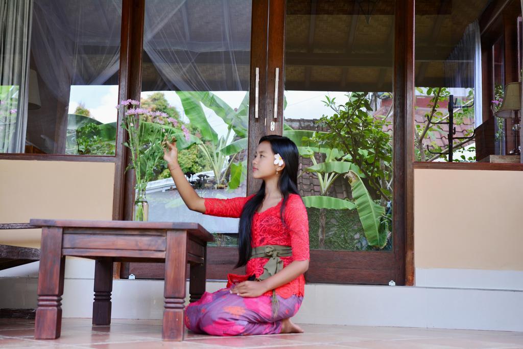 Griya Sriwedari Hotel Ubud Buitenkant foto